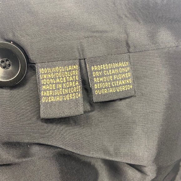 Vintage Dana Buchman Pinstripe Suit - Everything old is new again - Picture 4 of 6